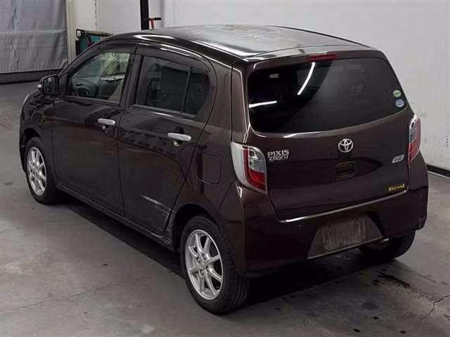TOYOTA PIXIS EPOCH