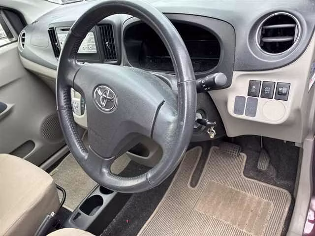 TOYOTA PIXIS EPOCH