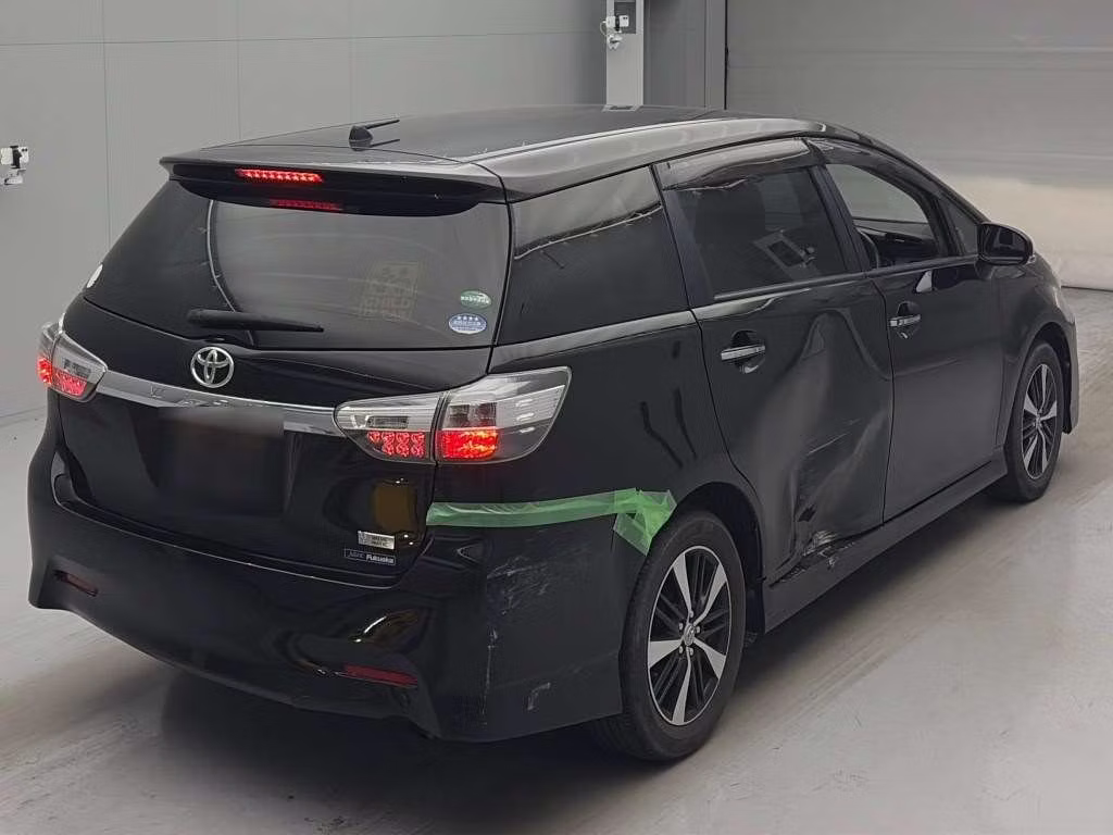 TOYOTA WISH