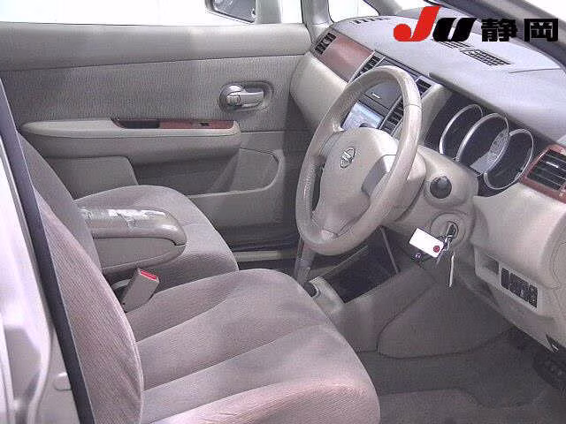 NISSAN TIIDA LATIO