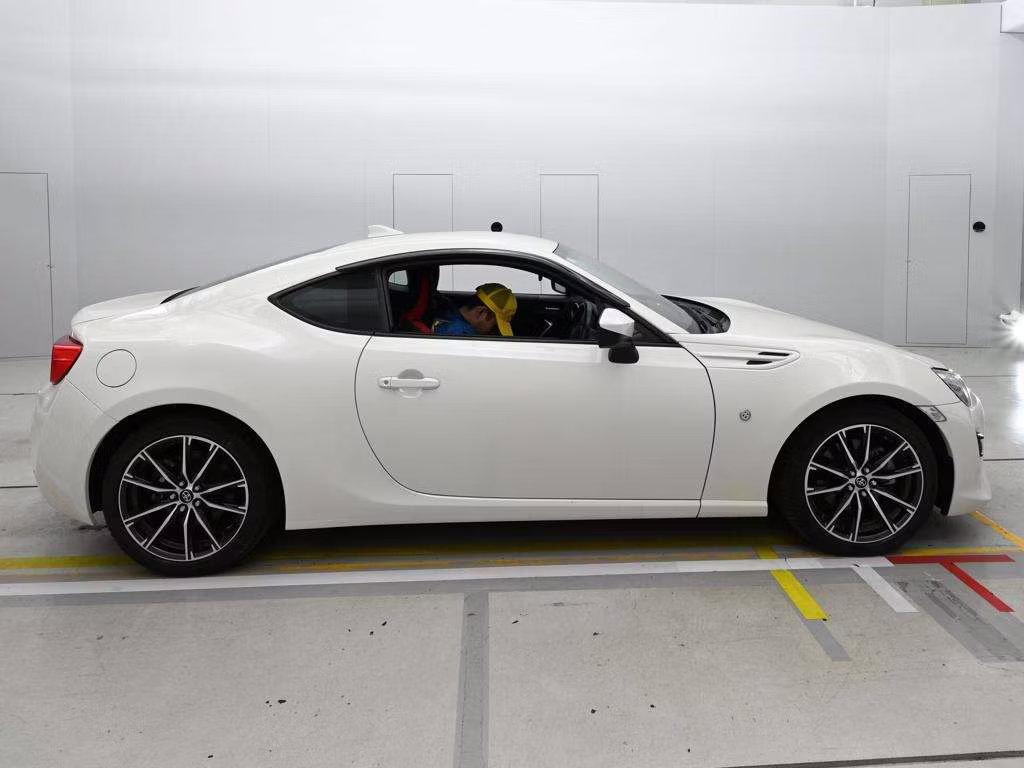 TOYOTA GT 86