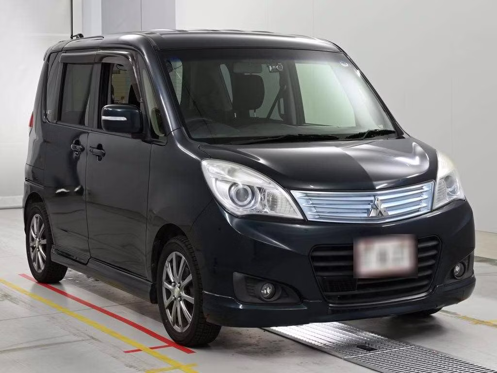 MITSUBISHI DELICA D:2
