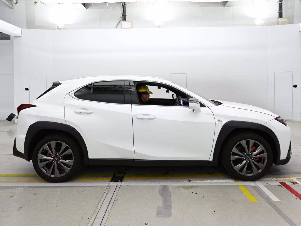 LEXUS UX300H