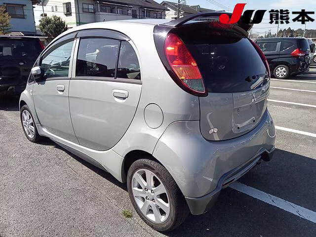 MITSUBISHI I