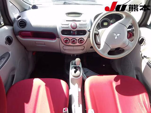 MITSUBISHI I