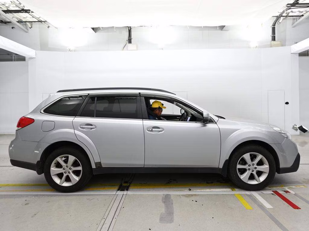 SUBARU OUTBACK