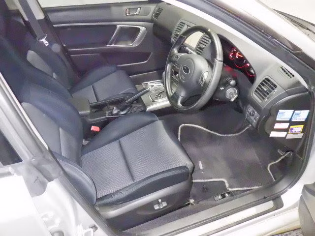 SUBARU LEGACY B4