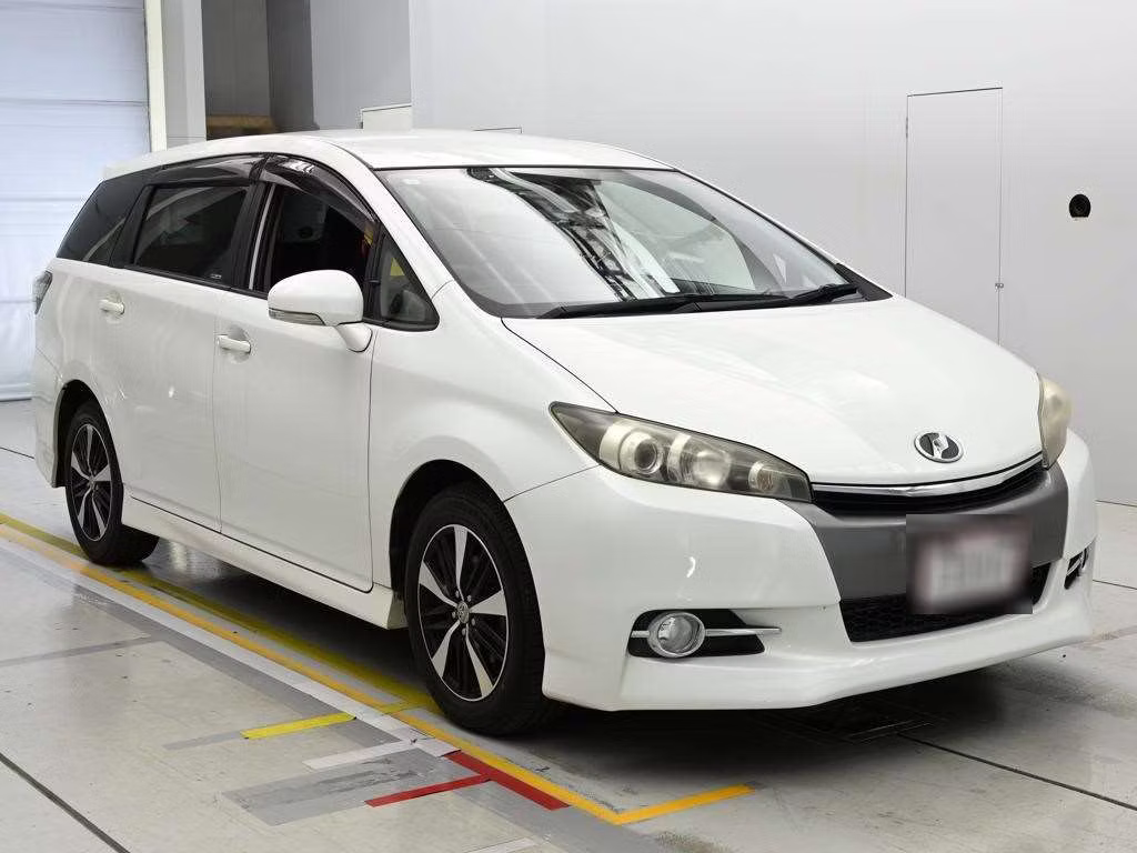 TOYOTA WISH