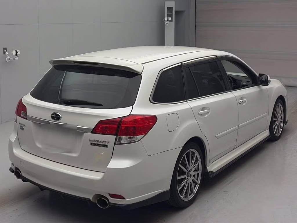 SUBARU LEGACY