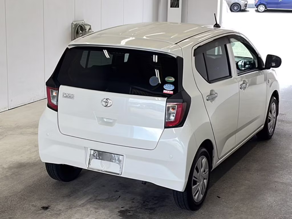 TOYOTA PIXIS EPOCH