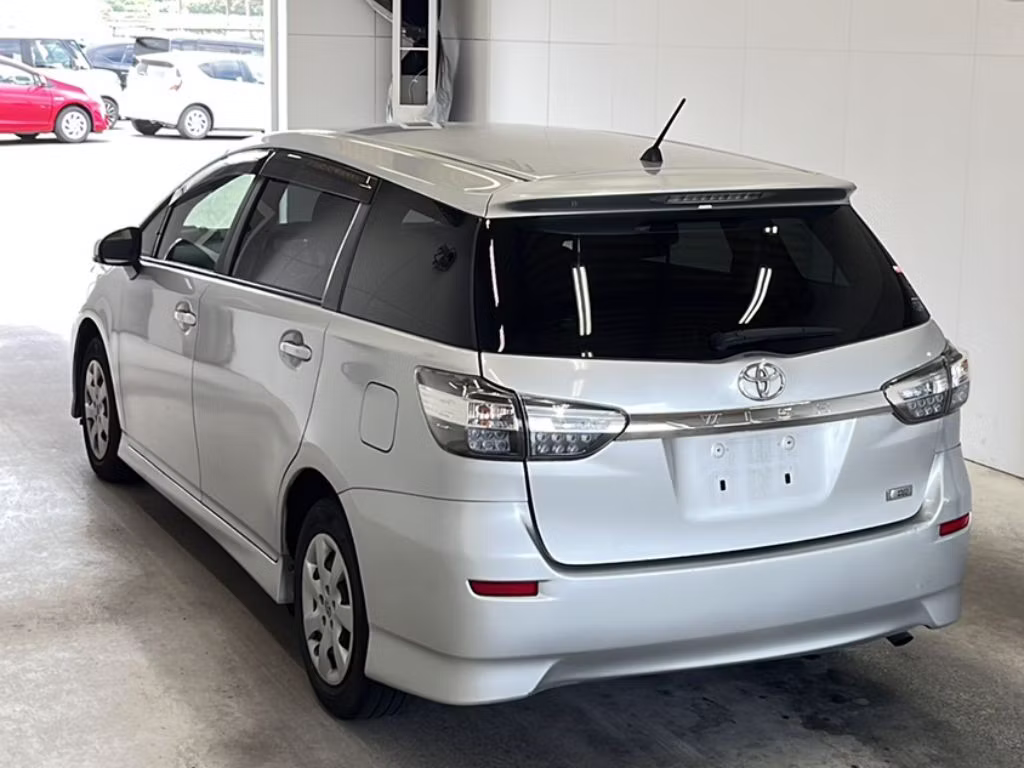 TOYOTA WISH