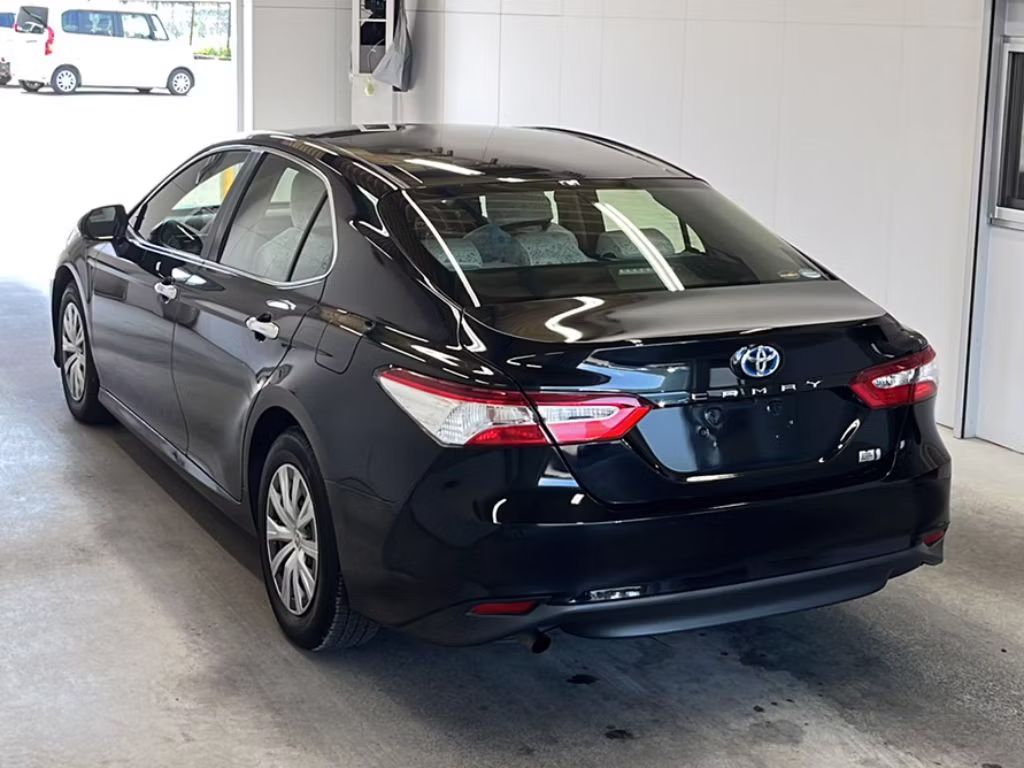 TOYOTA CAMRY