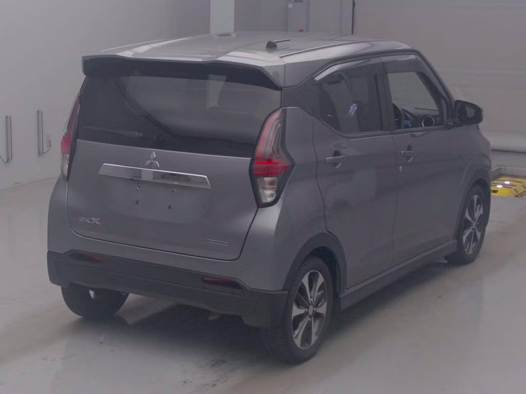 MITSUBISHI EK X