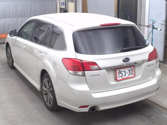 SUBARU LEGACY