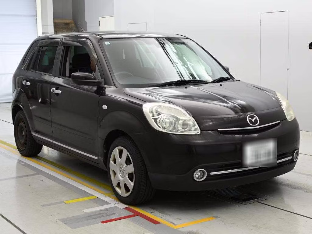 MAZDA VERISA