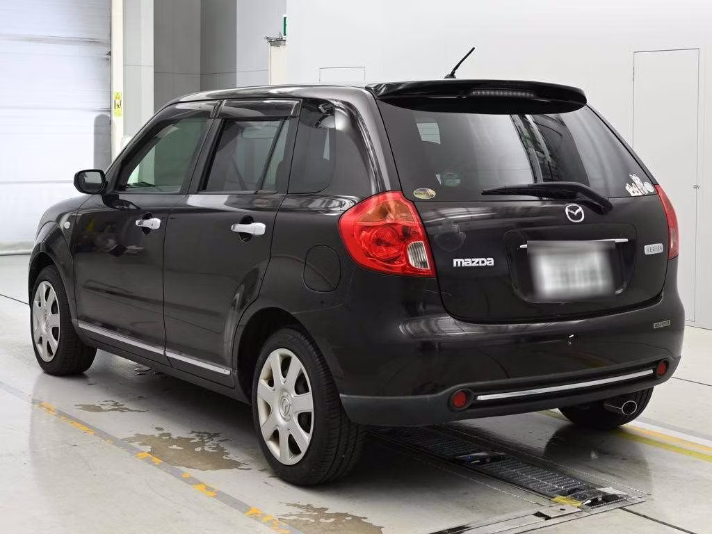 MAZDA VERISA