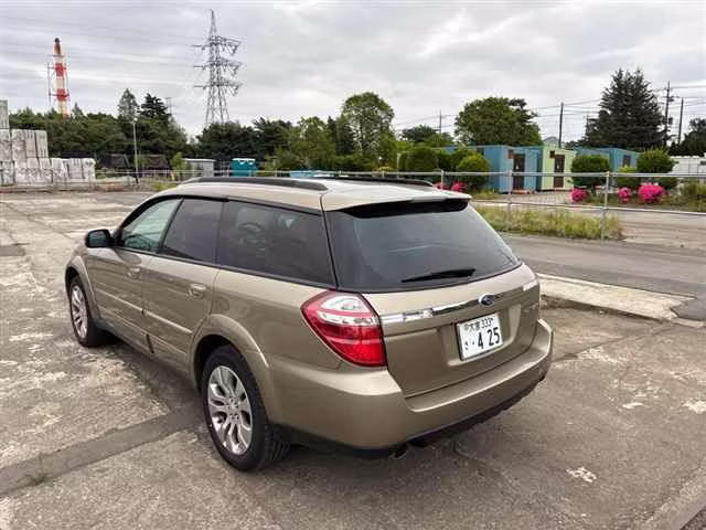 SUBARU OUTBACK