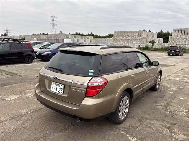 SUBARU OUTBACK