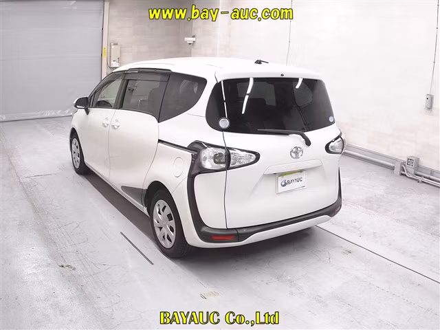 TOYOTA SIENTA
