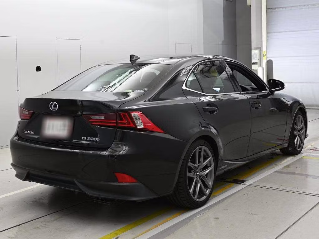 LEXUS IS300H