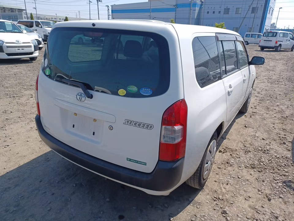 TOYOTA PROBOX
