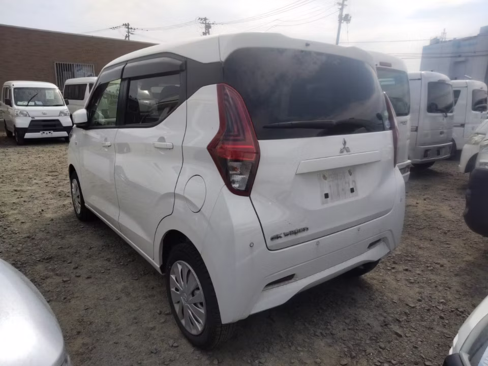 MITSUBISHI EK WAGON