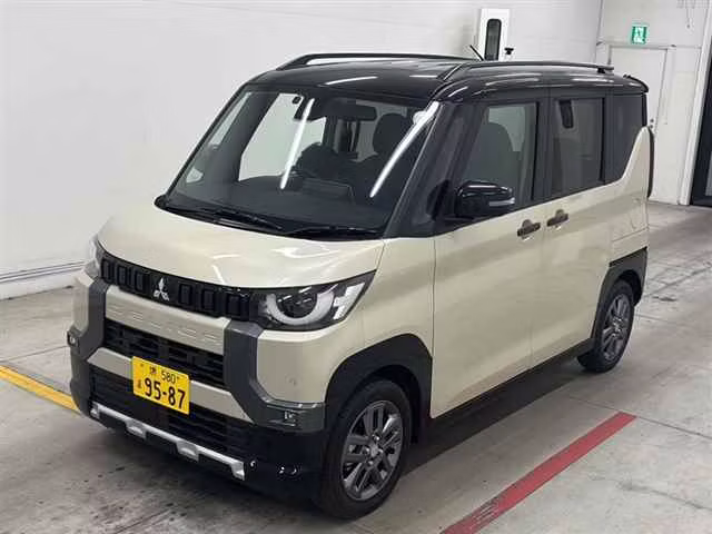 MITSUBISHI DELICA MINI
