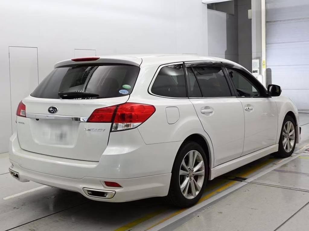 SUBARU LEGACY