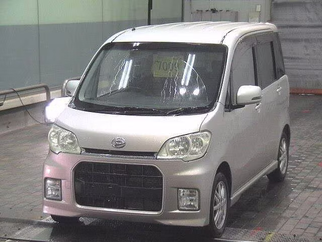 DAIHATSU TANTO EXE