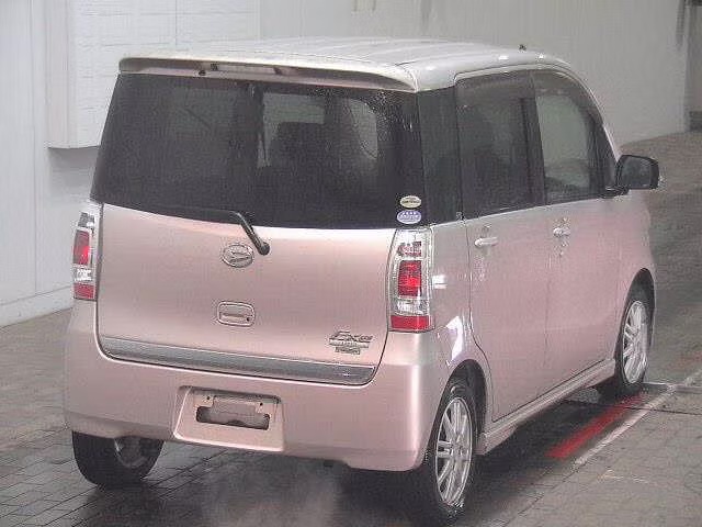 DAIHATSU TANTO EXE