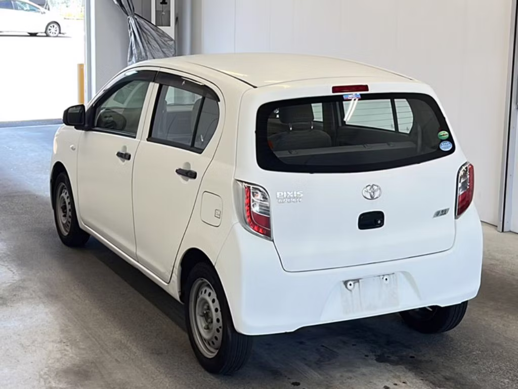 TOYOTA PIXIS EPOCH