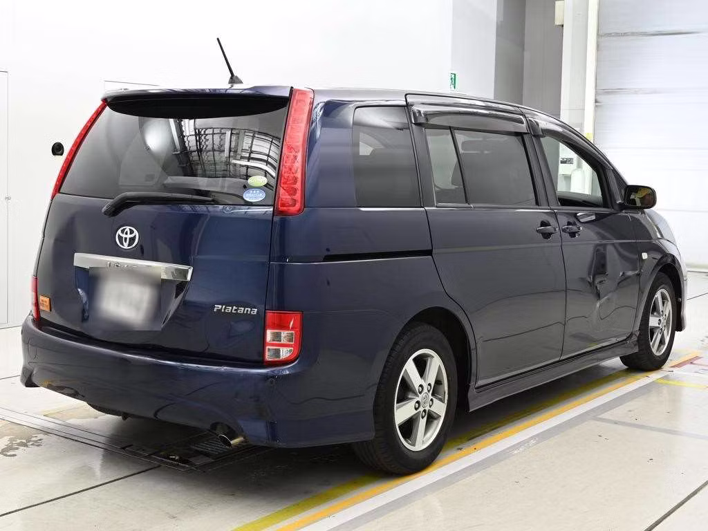 TOYOTA ISIS