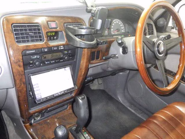 TOYOTA HILUX SURF