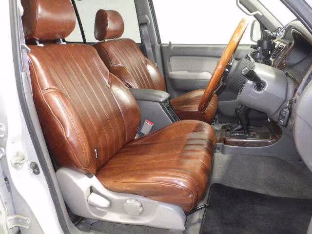 TOYOTA HILUX SURF