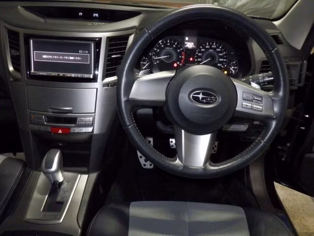 SUBARU LEGACY B4