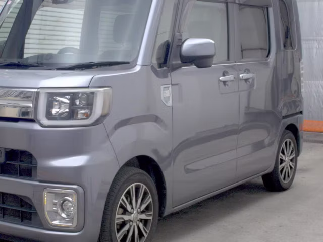 TOYOTA PIXIS MEGA
