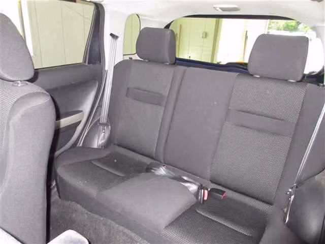 TOYOTA IST