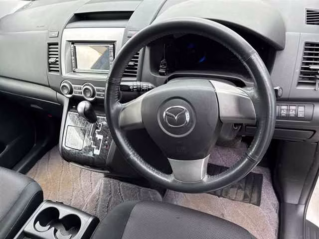 MAZDA MPV
