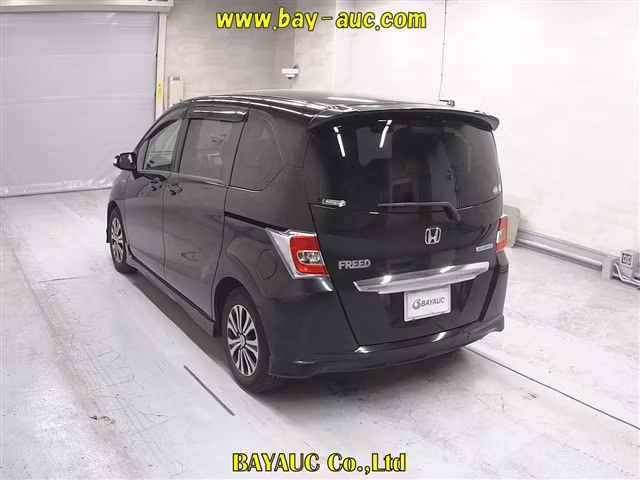 HONDA FREED