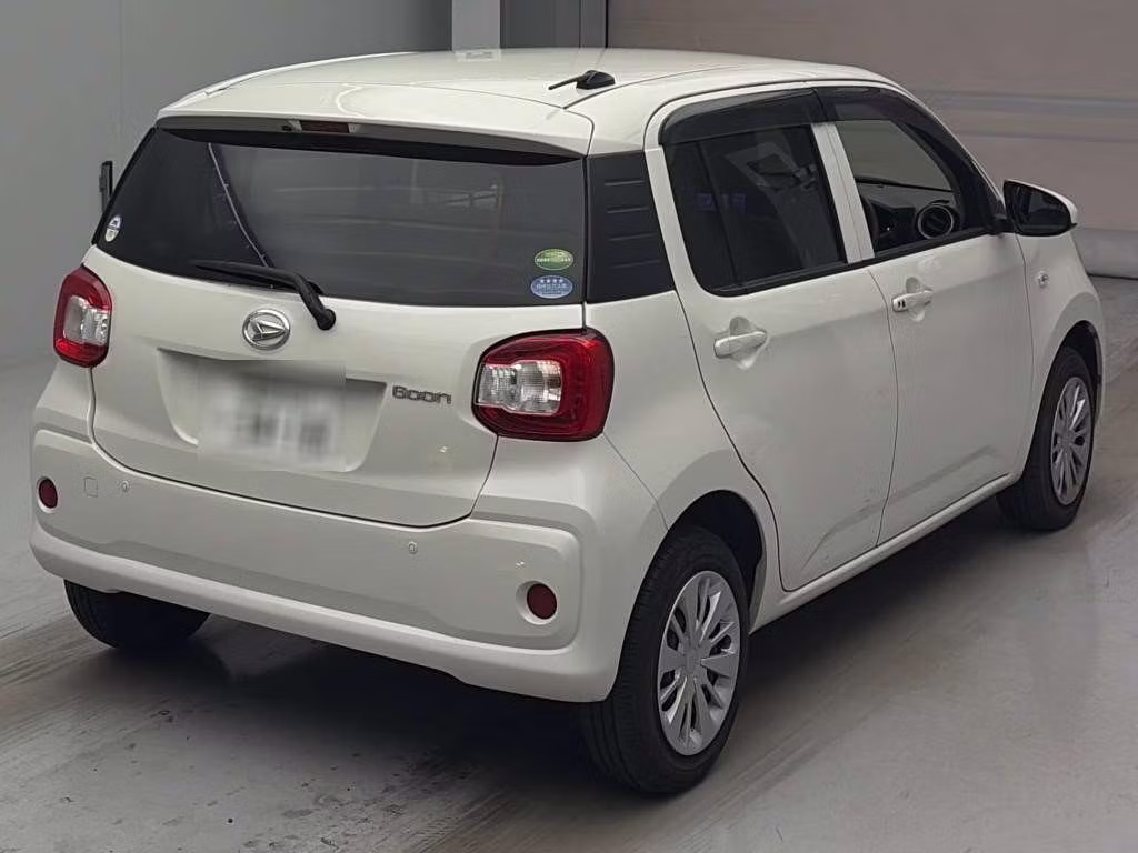DAIHATSU BOON