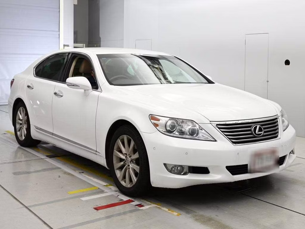 LEXUS LS460