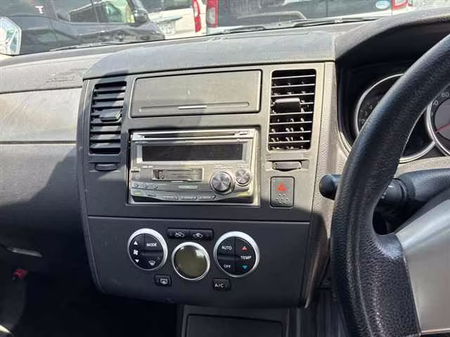 NISSAN TIIDA LATIO