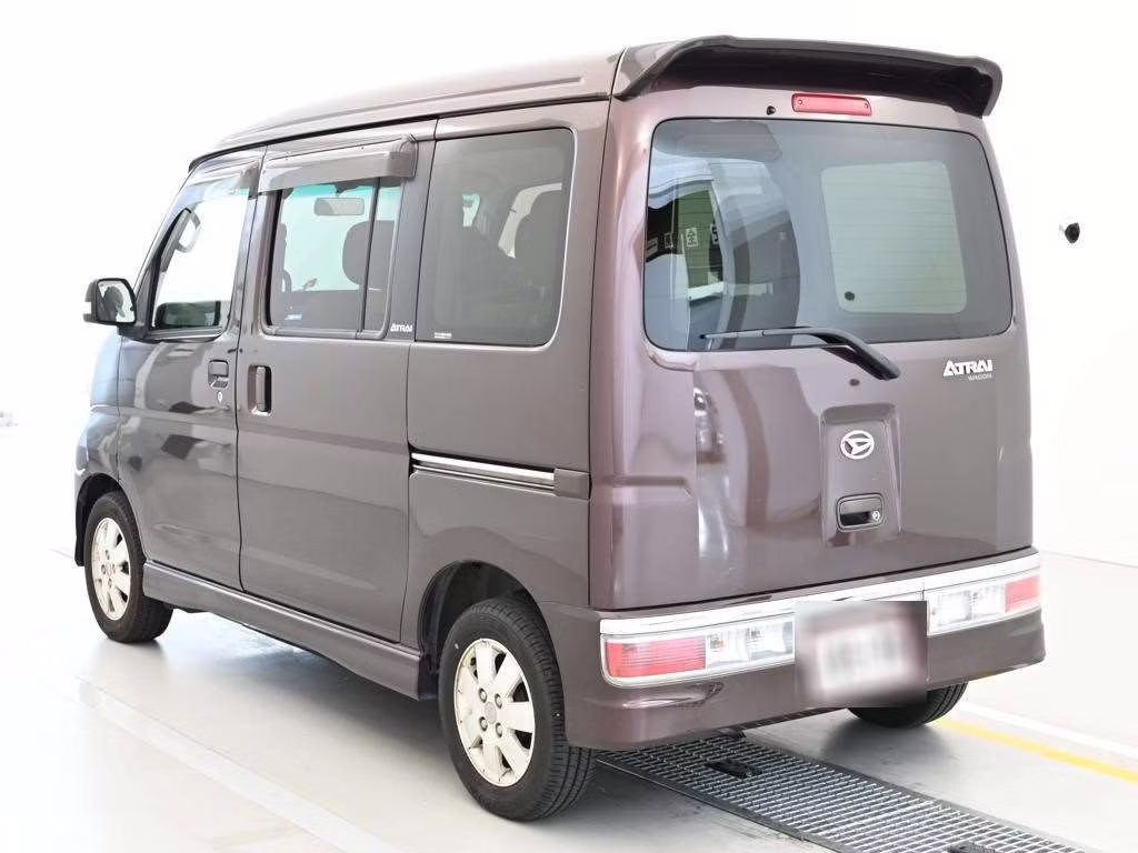 DAIHATSU ATRAI