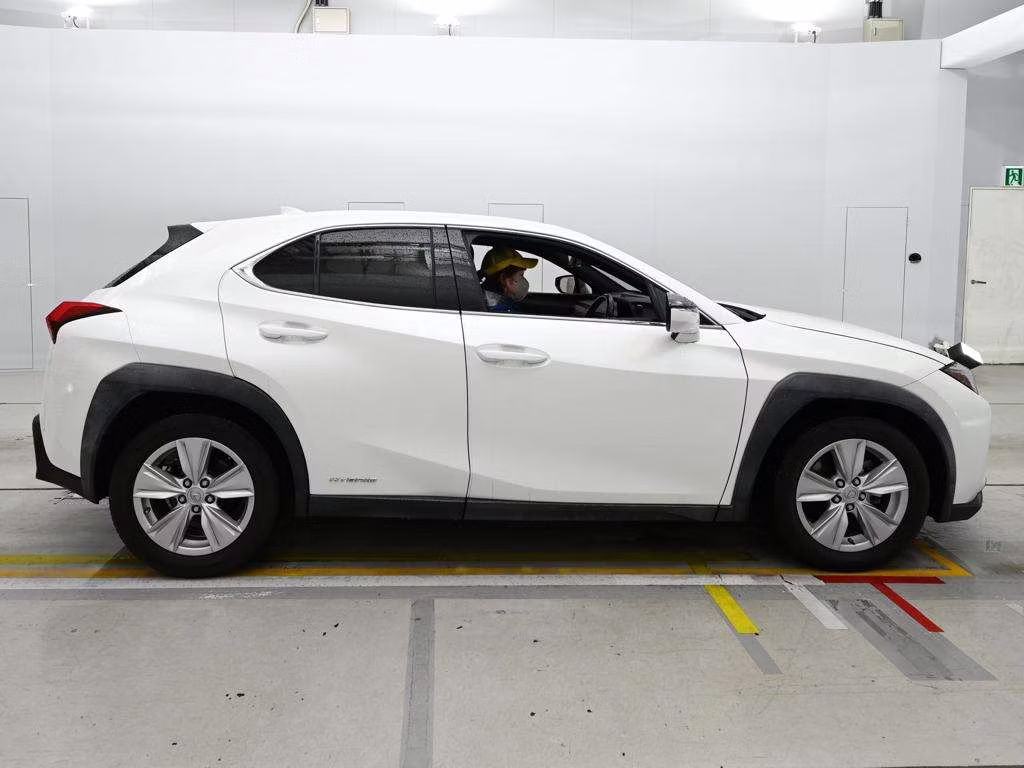 LEXUS UX250H