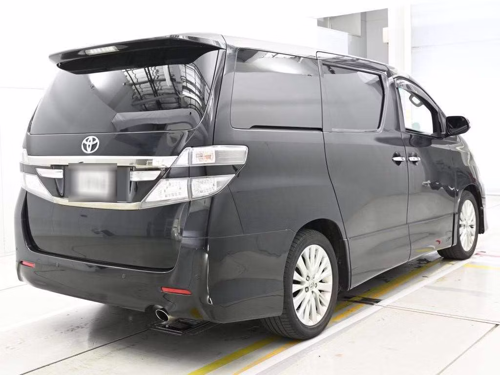 TOYOTA VELLFIRE