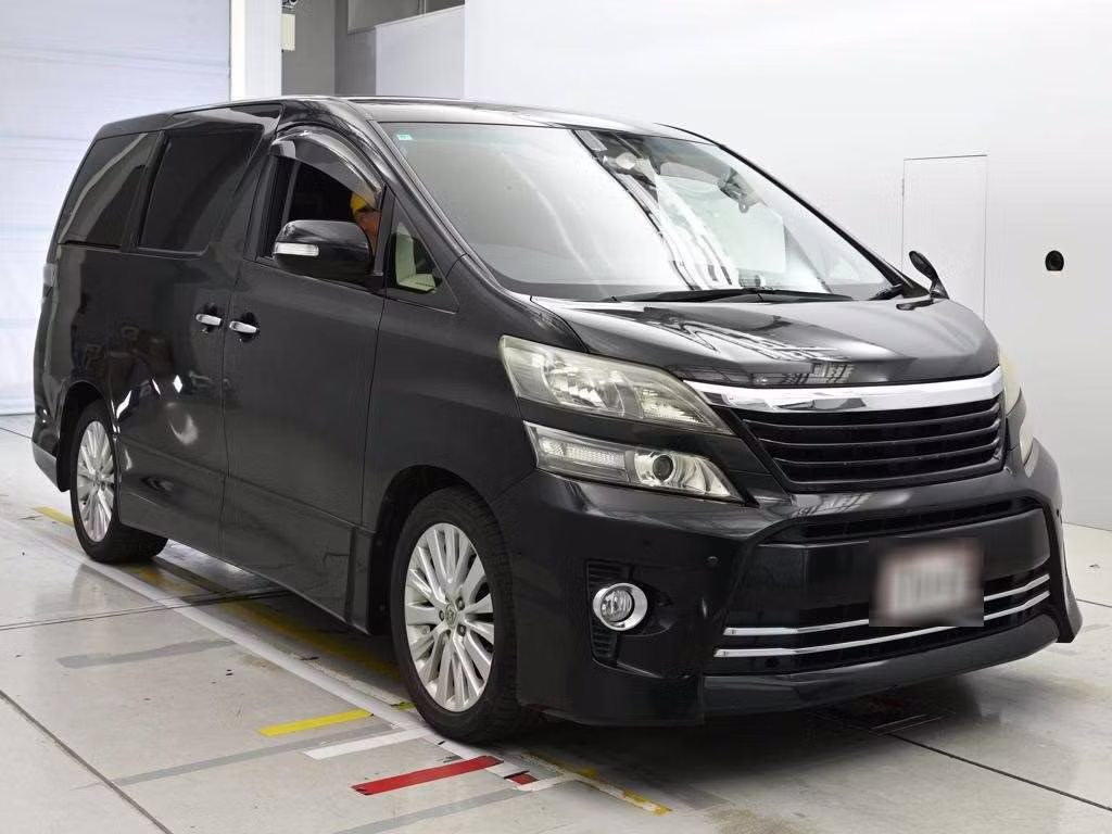 TOYOTA VELLFIRE