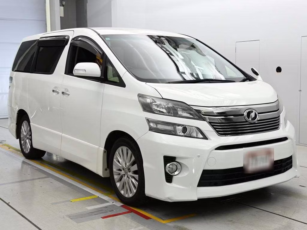 TOYOTA VELLFIRE