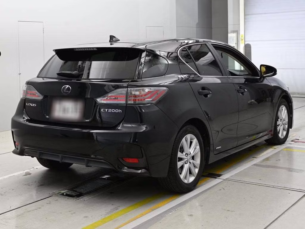 LEXUS CT200H