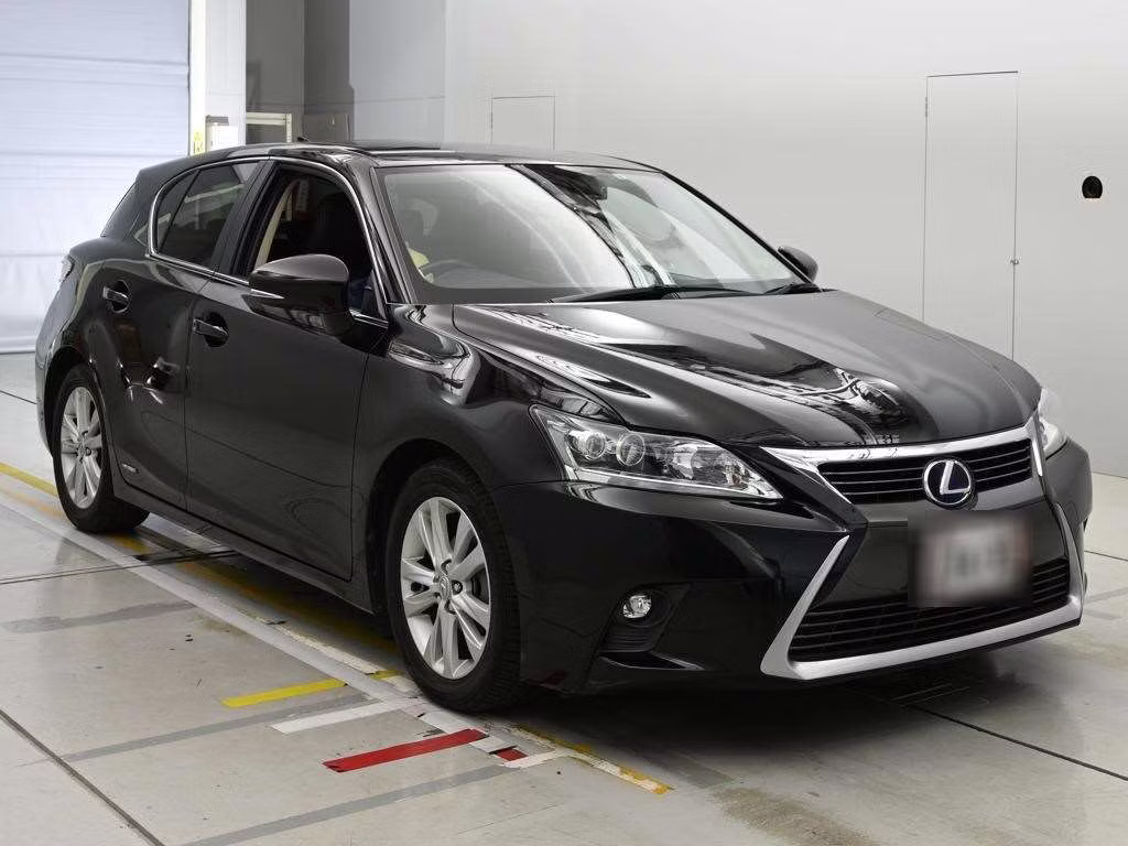 LEXUS CT200H