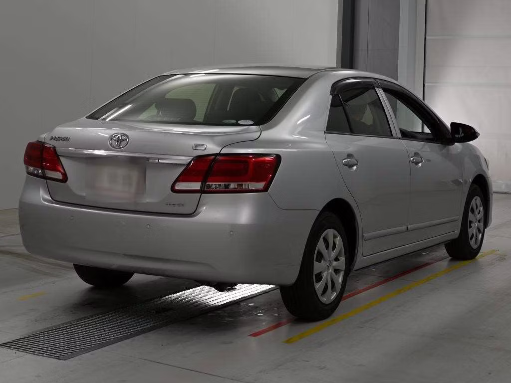 TOYOTA PREMIO